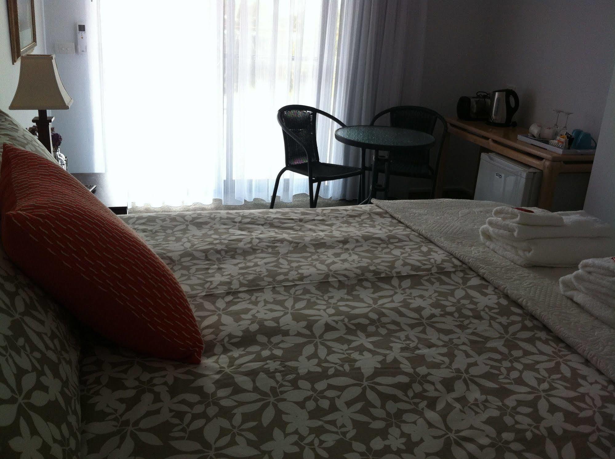 Corinella On The Esplanade Bed & Breakfast Eksteriør bilde