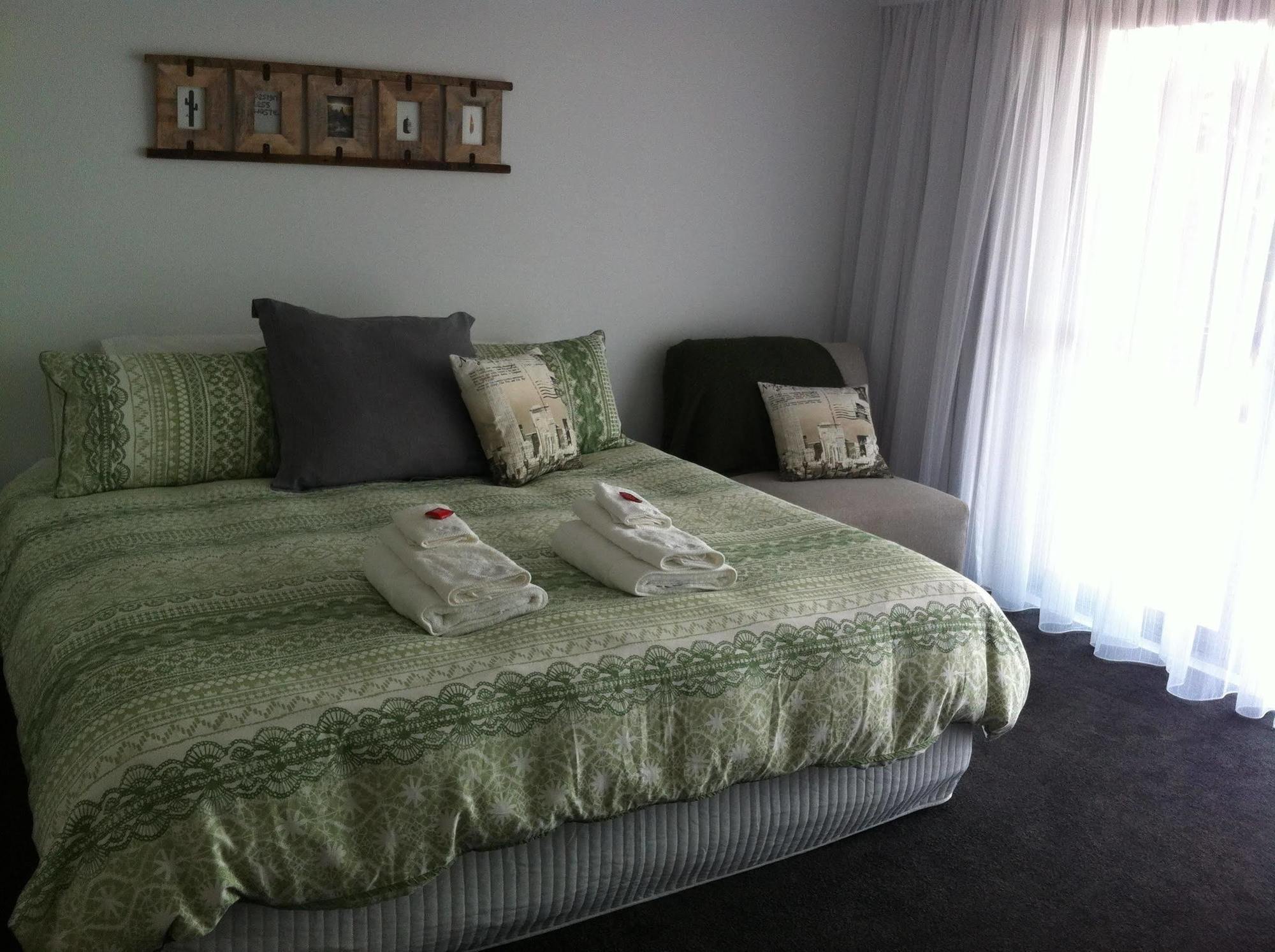 Corinella On The Esplanade Bed & Breakfast Eksteriør bilde