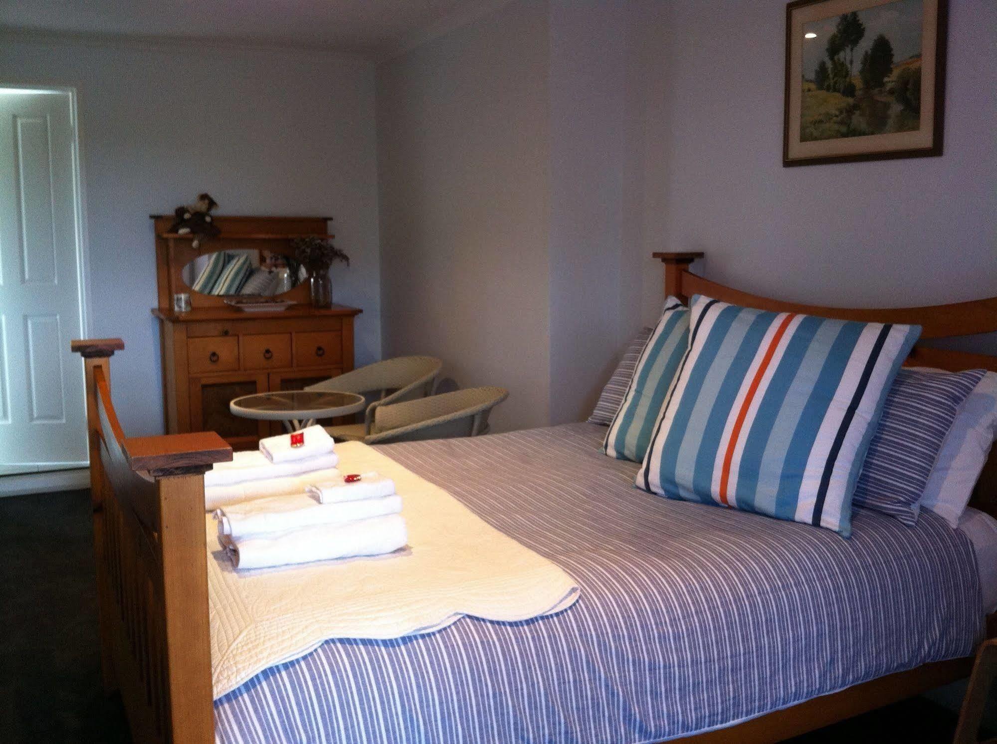 Corinella On The Esplanade Bed & Breakfast Eksteriør bilde